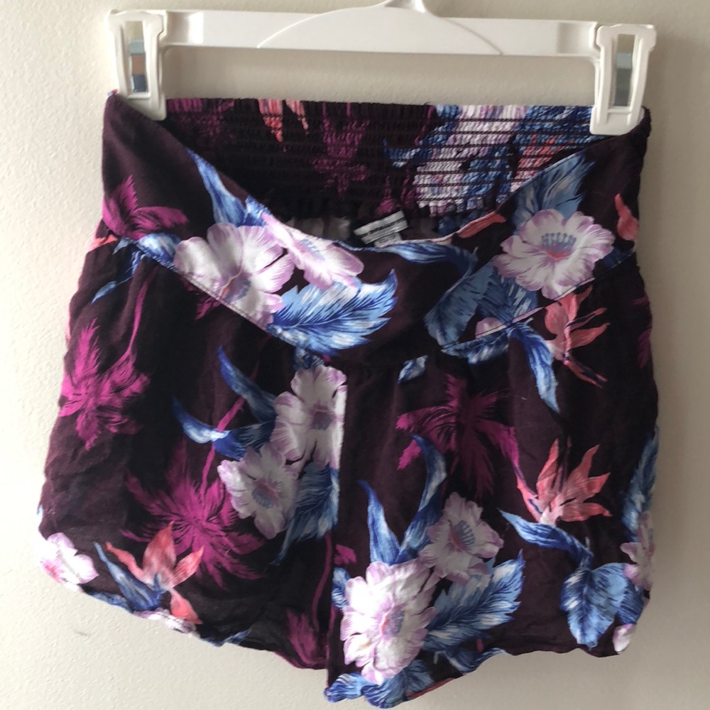 flowy floral shorts
